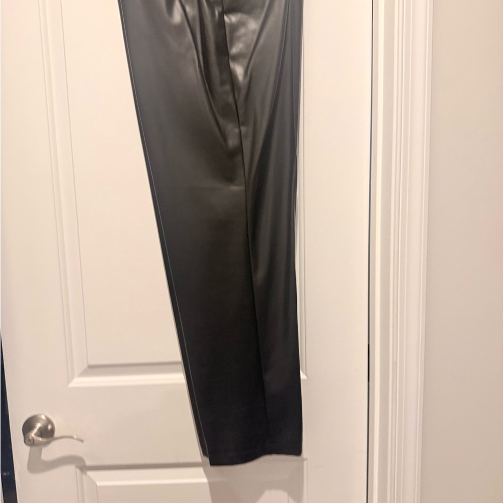 D64: Calvin Klein Collection Black Wide Leg Pants (MEDIUM)